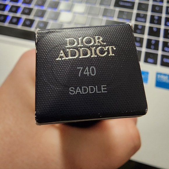 NIB Dior Addict Rouge Brilliant Shine Lipstick, Saddle, $48 MSRP - Picture 4 of 6